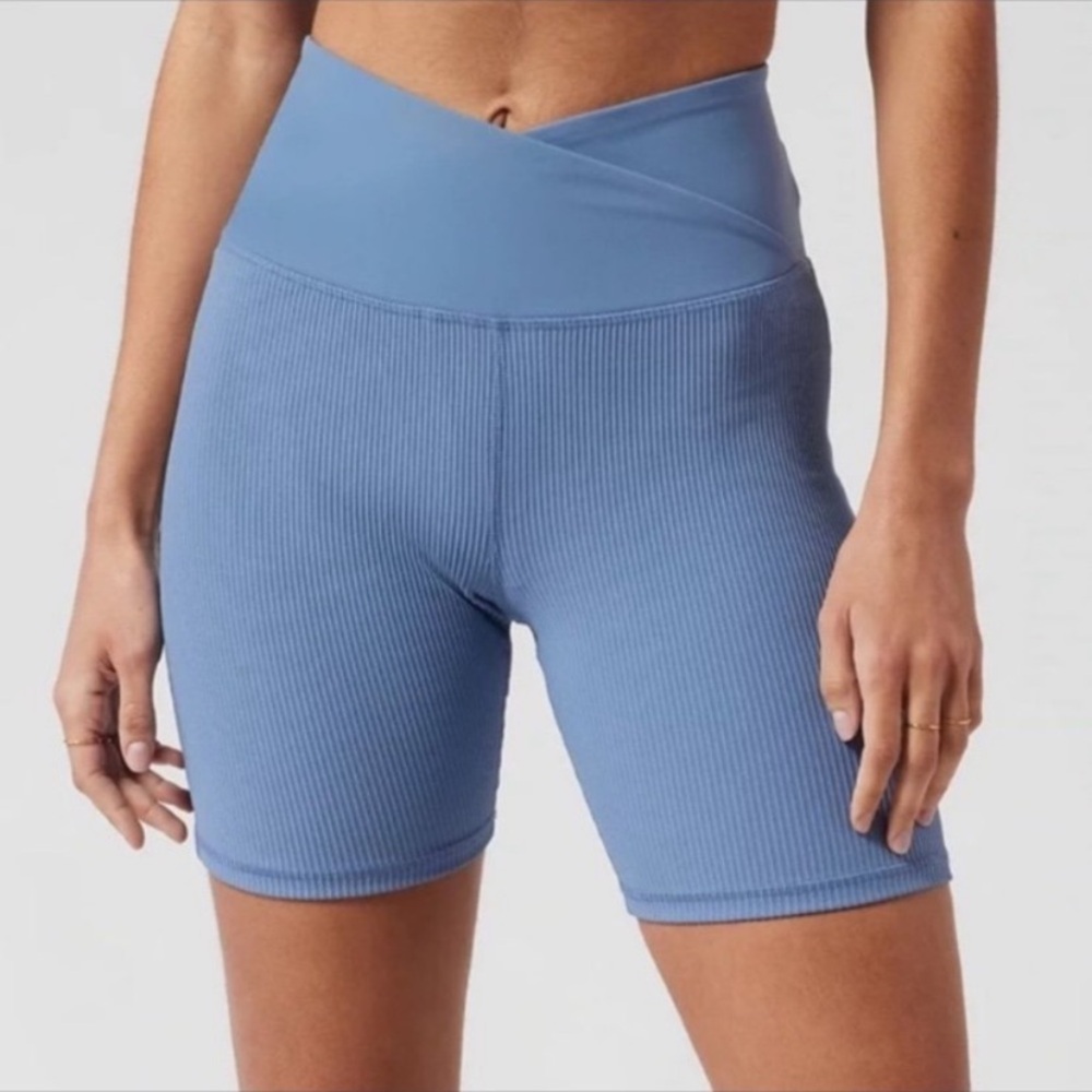 Athleta Elation Crossover Rib Shorts - Picture 4 of 4